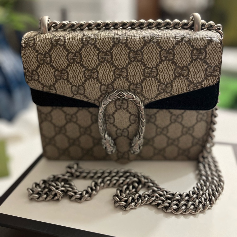Gucci Dionysus GG Supreme Mini Bag